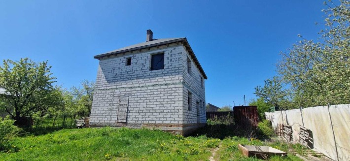 Продам недобудований будинок із земельною ділянкою - фото 1