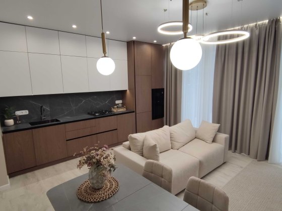 Продам Будинок з ремонтом меблями технікою Петропавлівська Борщагівка