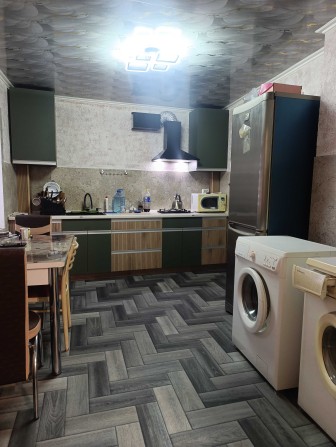 Продам уютный дом с ремонтом  рядом с центром - фото 1