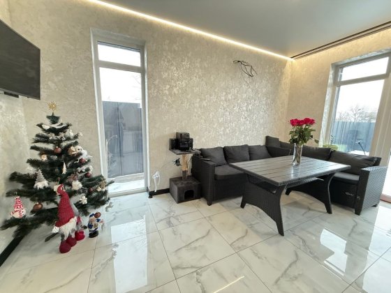 Кутовий танхаус в Петропавлівській Борщагівці. БЕЗ КОМІСІЇ Петропавлівська Борщагівка