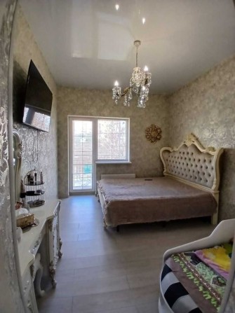 Продам 2-х этажный дом с ремонтом на Дмитрия Донского - фото 1