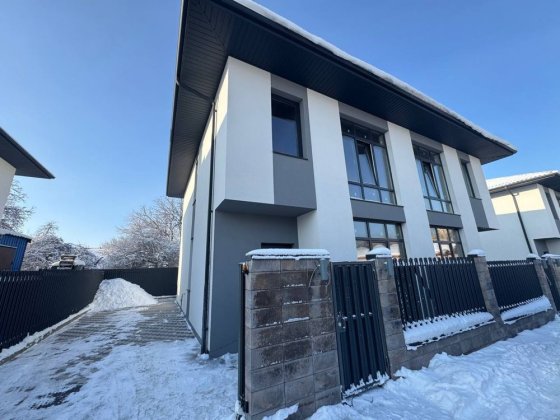 Дуплекс , Петропавлівська Борщагівка в 3-х хв від Києва. ЄОселя Петропавловская Борщаговка