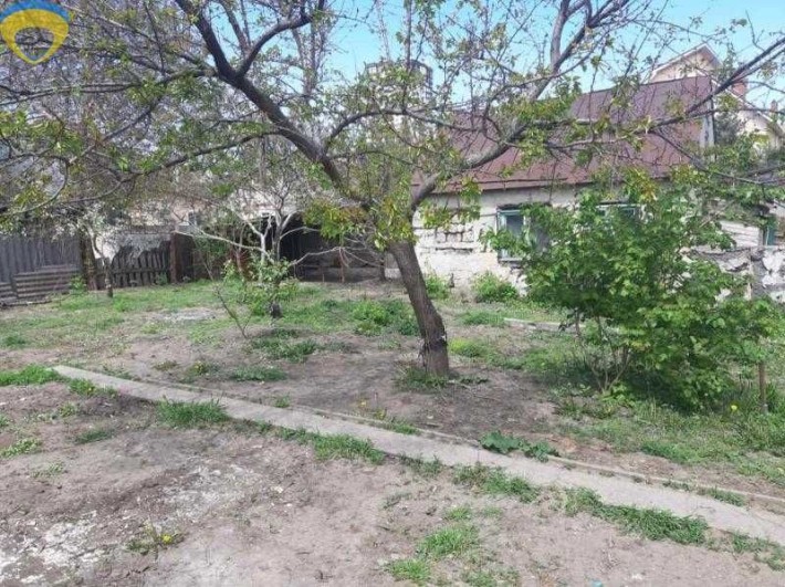 продам дом с участком на Фонтане - фото 1