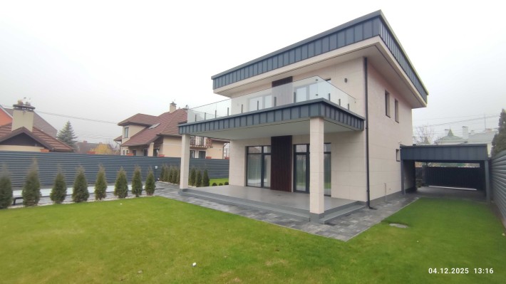 Продам будинок з ремонтом меблями - фото 1