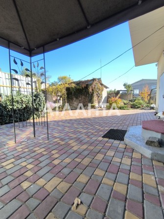 Продам 2 дома на одном участке в центре Ленпосёлка, 10 соток земли - фото 1