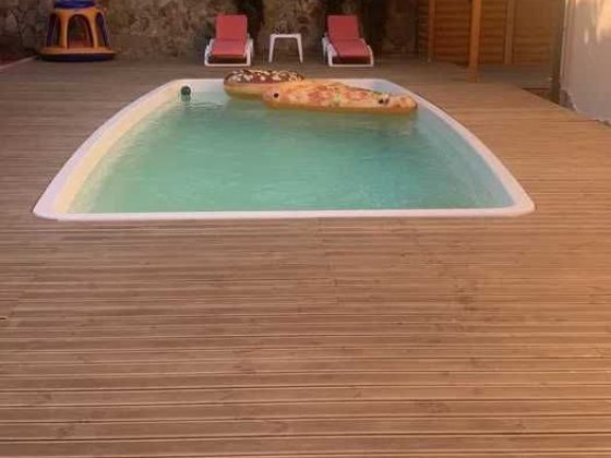 Дом в Червоном Хуторе , в доме остается все, отличное местоположение. Одеса