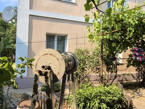 Двоповерховий будинок з великою ділянкою. Одеса