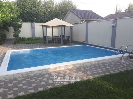 Будинок 2-поверх, 2 сотки,16 ст.В.Фонтану, басейн, камін, гараж,підвал Одеса