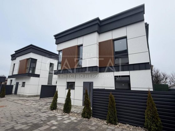 Продаж окремого будинку без ремонту 130 м² у закритому КМ Петропавлівська Борщагівка