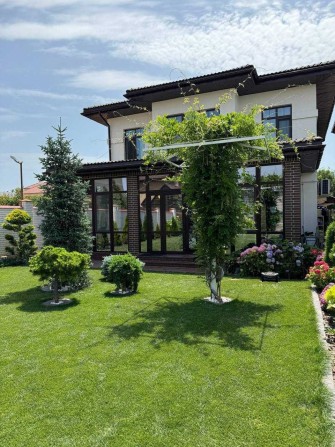 Предлагается к продаже дом в Совиньоне (Люстдорф). - фото 1