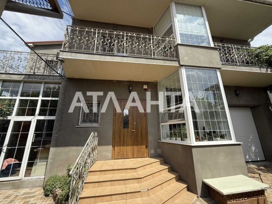 Продам Капитальный дом с Ремонтом на 6 сотках Гараж Ленпоселок Одесса