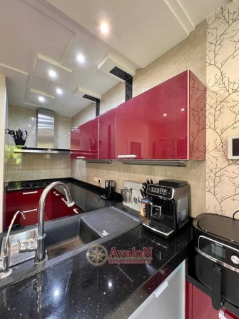 Продам 2-х этажный современный дом  в черте города - фото 1