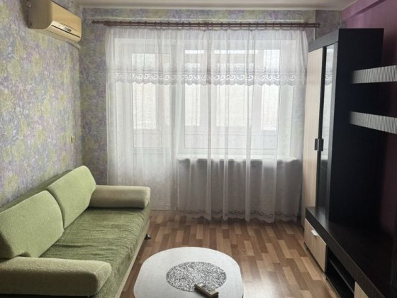 Сдам 2-х комнатную квартиру с ремонтом в центральной части города Каменское