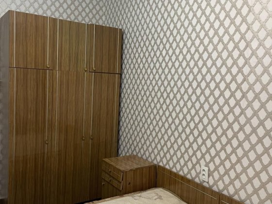 Сдам 1-2х  к комнатную кв-ру 7000 Центр