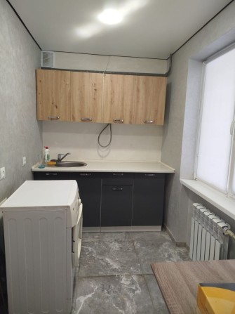 Сжам 1-2-3х комн комнатную 10000 Правый берег - фото 1