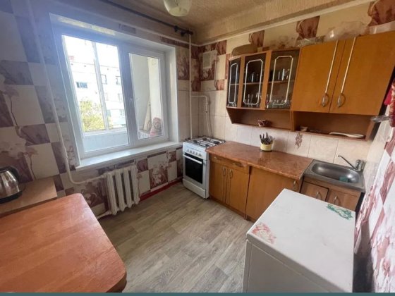 БЕЗ ЗАЛОГА И КОММУМАЛКИСдам квартиру на долгий срок район чудо маркета Дружковка