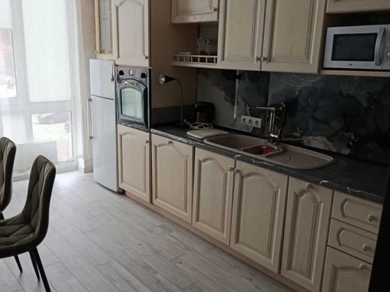 СДАМ длительно 1 ком квартиру с ремонтом Чорноморськ