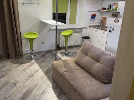 Здам довгостроково 2 кімнатну Чорноморськ