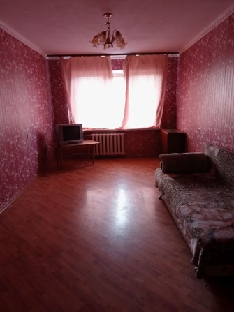 Сдаётся трёхкомнатная квартира - фото 1