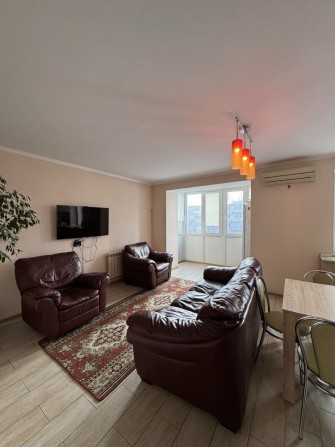 Двокімнатна каартира з кухнею-студією, на довго - фото 1