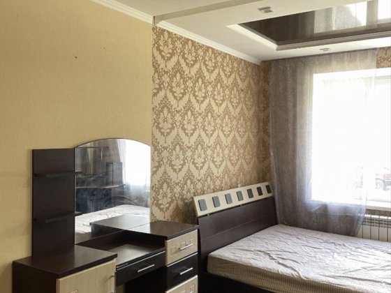 Здається 1 кімнатна секція. Каменец-Подольский