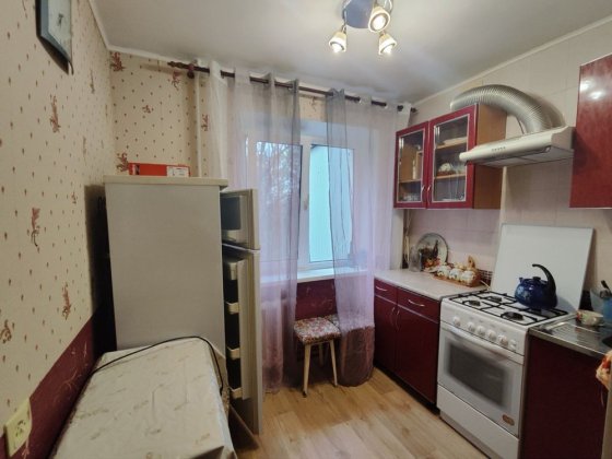 Сдам до лета 2 комнатную квартиру с удоствами Черноморск