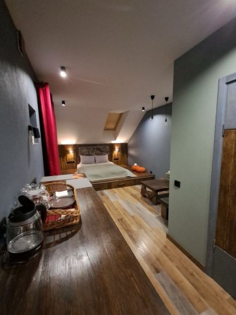 Здам квартира студія без кухні плата помісячно - фото 1