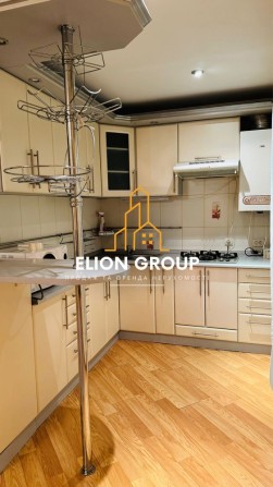 Простора 1 к. кв. в центрі міста - фото 1