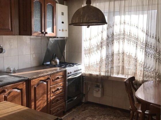 Здається 3 кімнатна квартира . Кам'янець-Подільський