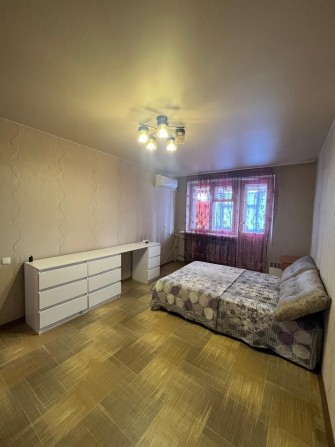 1к. Квартира.  Героїв Небесної Сотні д.29     
поверх 5/5 - фото 1