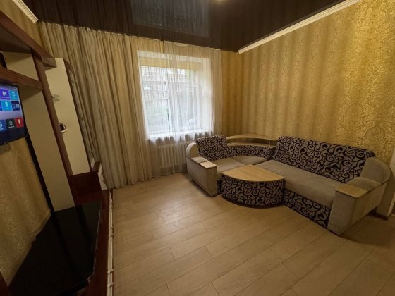 1 поверх .Район ЖД вокзала 2-к.Квартира Краматорск