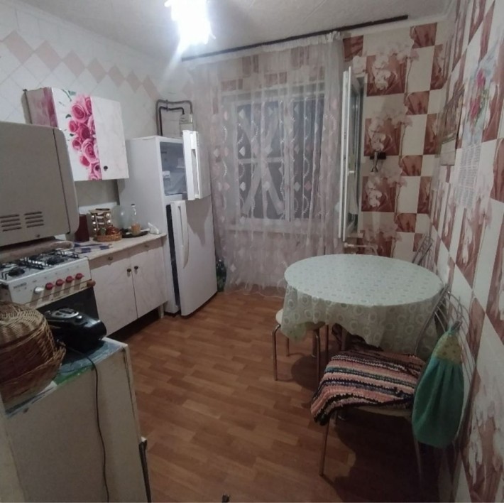 Сдам 3 к кв  Лазурный 4000 кп - фото 1