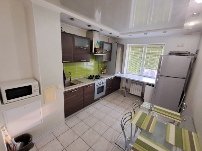 Аренда 3 ком.кв.ул.Бул.Краматорский 1 р-н Даманский - фото 1