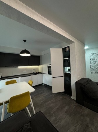 Аренда 4-к.квартиры Ул.Бульвар Краматорский 2 - фото 1