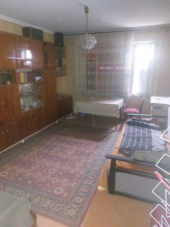 Сдам  3 -х.комнатную большую квартиру - фото 1