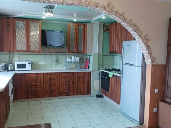 АРЕНДА 3-х комнатной квартиры ул ХРУСТАЛЬНАЯ, 8 (м-н Лазурный). Краматорск