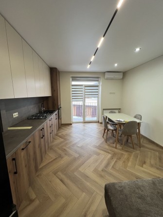 Оренда квартири з кухнею-студією - фото 1