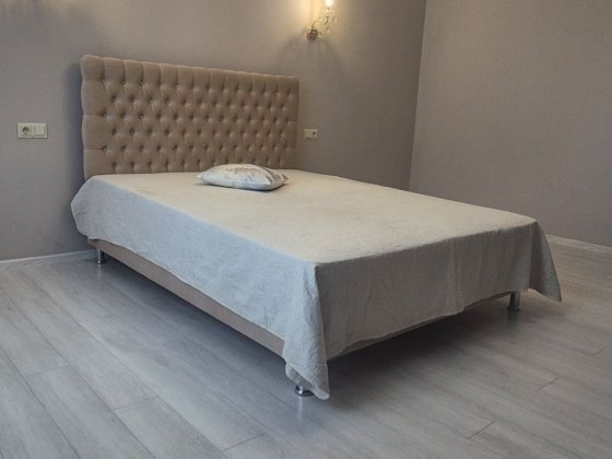 Здається 2км  квартира  площа Самар