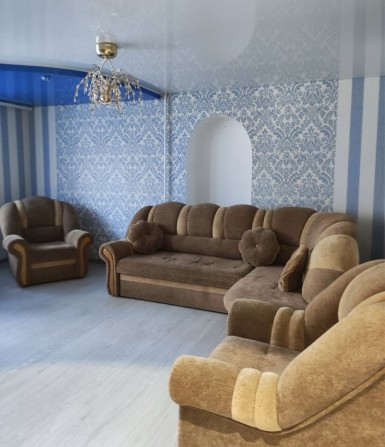 Здається 1- кімнатна ЦЕНТР квартира на довготривалий термін - фото 1