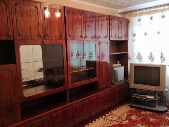 Сдам 2х комнатную уютную квартиру 2й этаж Район Фонтана Светловодск