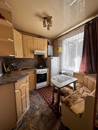 Аренда 2к .квартиры с косметическим ремонтом ,в Центре города! - фото 1