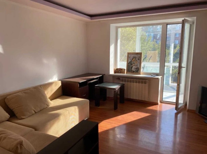 Сдается 2-комнатная квартира, чехпроект. - фото 1