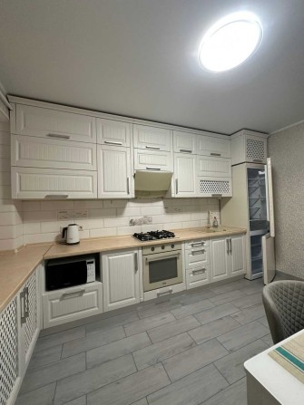 Здається 1 кімнатна квартира біля 5 школи - фото 1