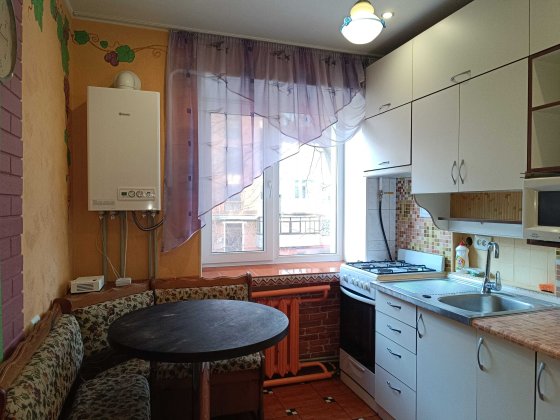 1-кімн. квартира по вул. Тищика індивідуальне опалення, меблі, техніка Умань