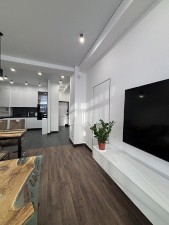 Оренда 1 кімнатної квартири в новобудові - фото 1