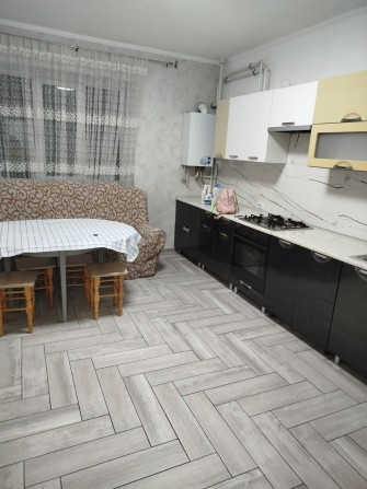 Оренда великої 1к квартири - фото 1