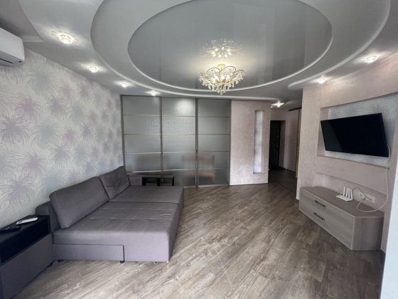 Здам 1к зоновану Південно-Захід/ вул Молодіжна  в обжитій новобудові Хмельницкий