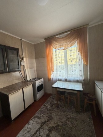 Ореднда 1 км масив Незалежності - фото 1