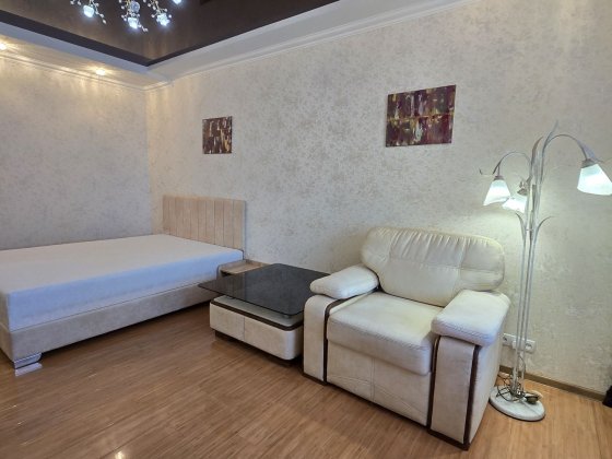 Оренда сучасної однокімнатної квартири (вул.Зенітного полку) Біла Церква