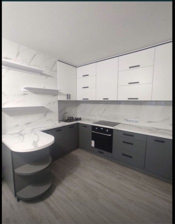 З 5.02 Здам велику 2 к квартиру по  Симоненко 111 Варіанти - фото 1